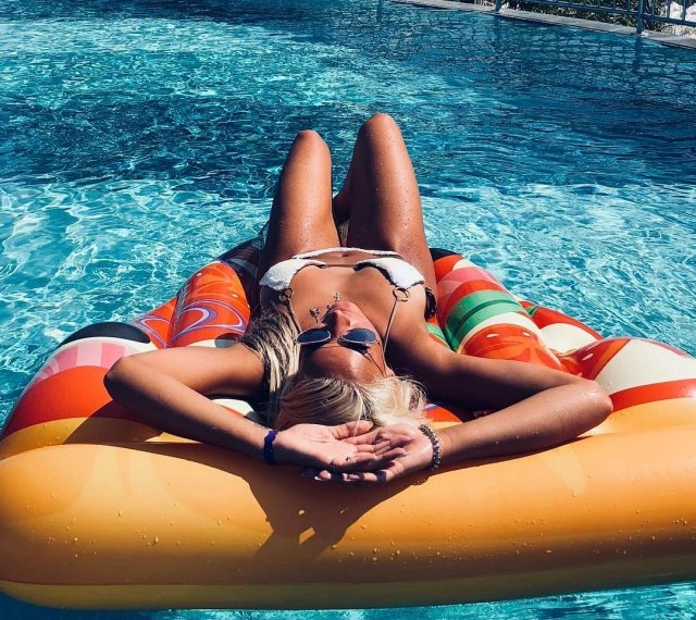 Анастасія Бавикіна - волейболістка, яка вміє керувати м'ячами (14 фото) – фото 9