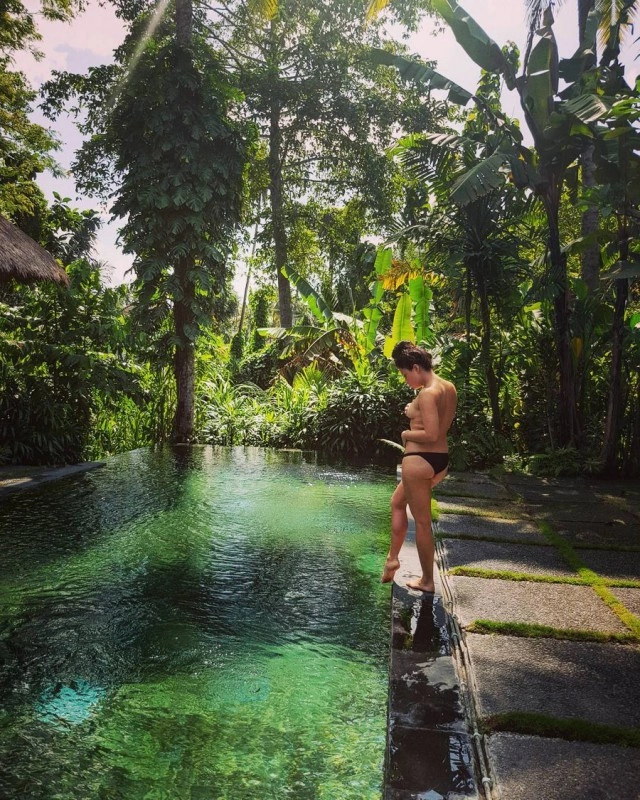 Обнажена йога в Австралії (14 фото) – фото 5