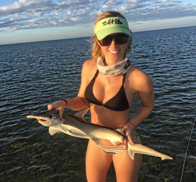 Дівчата і риболовля (35 фото) – фото 2