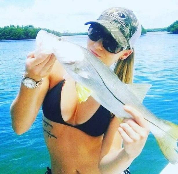 Дівчата і риболовля (35 фото) – фото 5