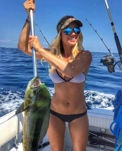 Дівчата і риболовля (35 фото) – фото 16