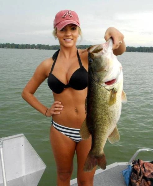 Дівчата і риболовля (35 фото) – фото 21