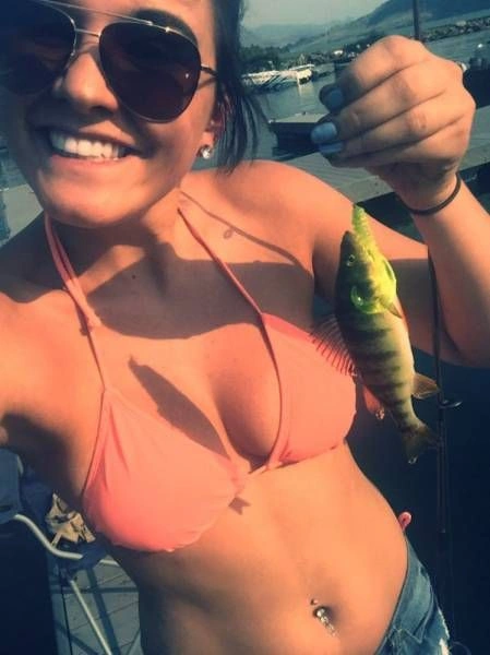 Дівчата і риболовля (35 фото) – фото 32