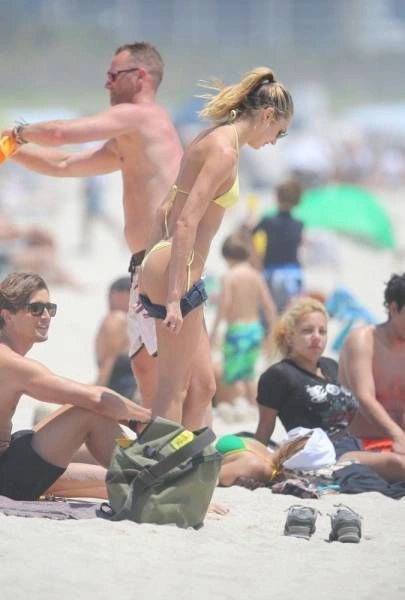 Смішні дівчата. Частина 102 (67 фото) – фото 46