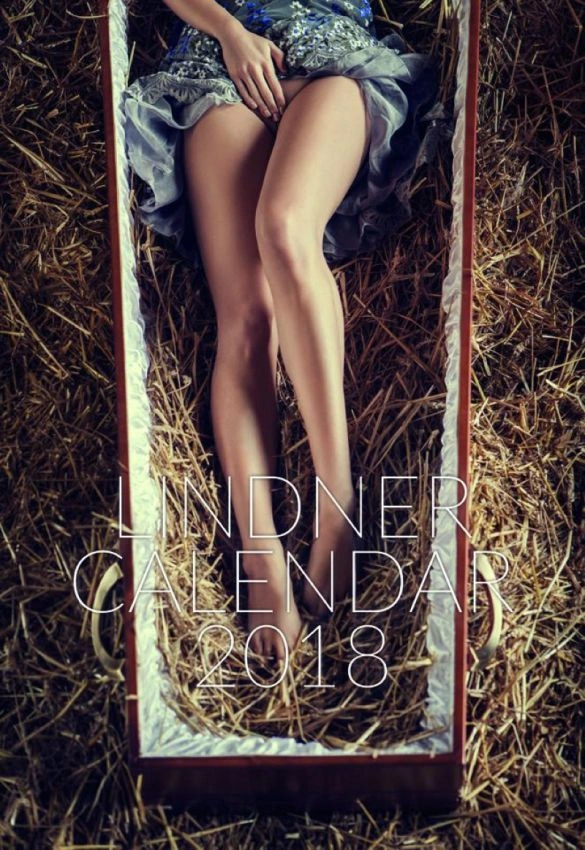 Еротичний календар польського виробника гробів (13 фото) – фото 1