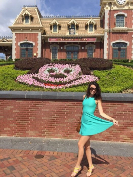 Дівчата в коротких сукнях (42 фото) – фото 28