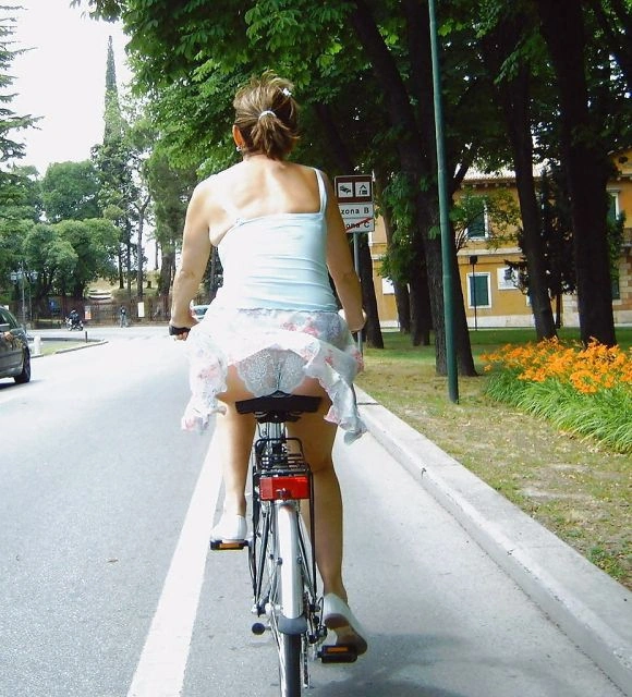 Випадкові просвітлення жіночої білизни (26 фото) – фото 6