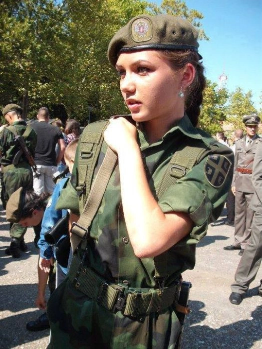 Дівчата-військовослужбовці сербської армії (34 фото) – фото 34