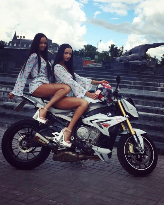 Сестри з Казані Аделіна і Алена (41 фото) – фото 36