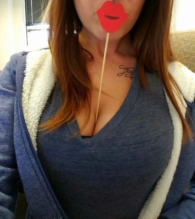 Дівчата сумують на роботі (34 фото) – фото 32