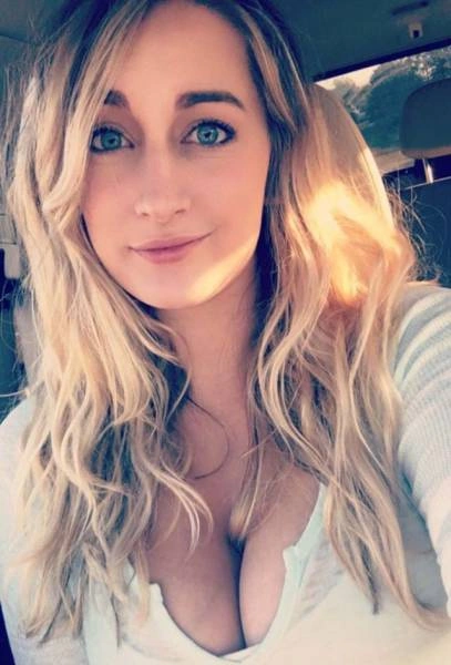 Чудові декольте (39 фото) – фото 19