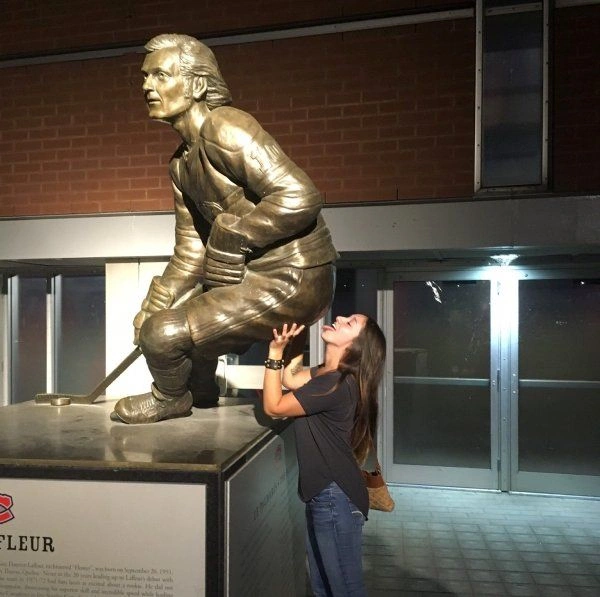 Дівчата вигинаються (36 фото) – фото 25