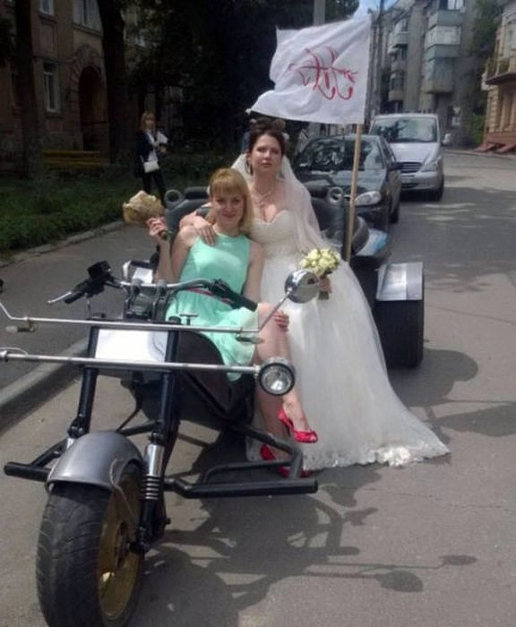 Дівчата та мотоцикли (43 фото) – фото 17