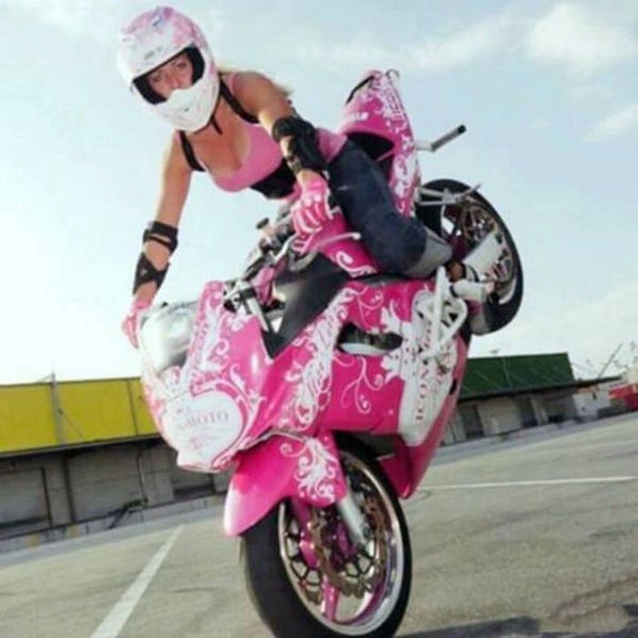 Дівчата та мотоцикли (43 фото) – фото 38