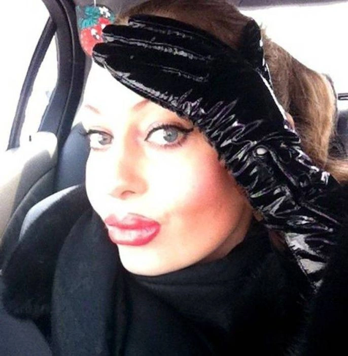 Дівчата, які переборщили з силіконом (45 фото) – фото 35