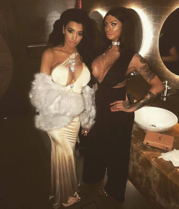 Дівчата, які переборщили з силіконом (45 фото) – фото 37