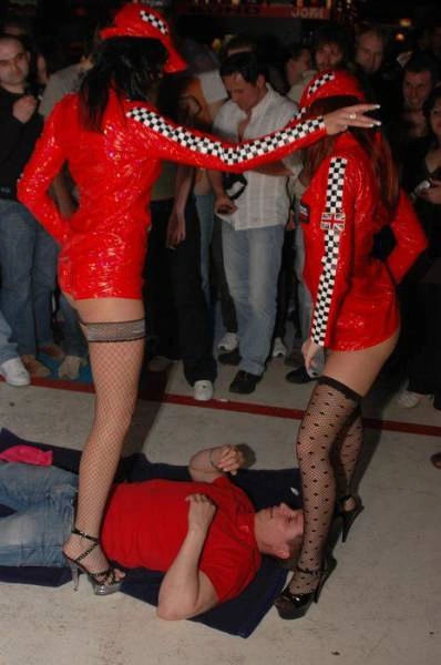 Підбірка еротичних шоу (52 фото) – фото 32