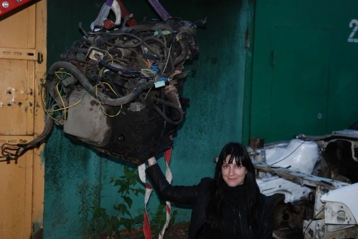 Незвичайний постійний відвідувач гаражного кооперативу (15 фото) – фото 6