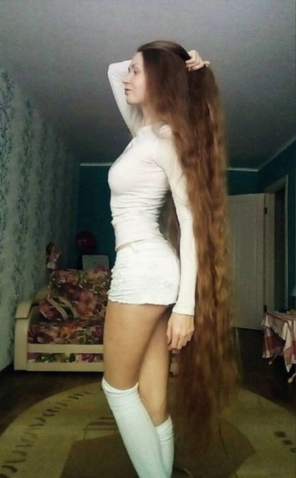 Західні ЗМІ назвали росіянку Дар'ю Губанову "живою Рапунцель" (17 фото + відео) – фото 11