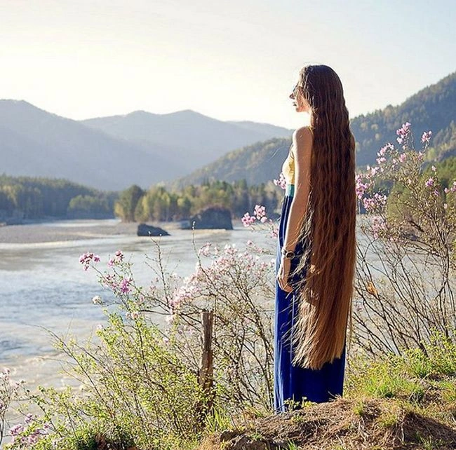 Західні ЗМІ назвали росіянку Дар'ю Губанову "живою Рапунцель" (17 фото + відео) – фото 14