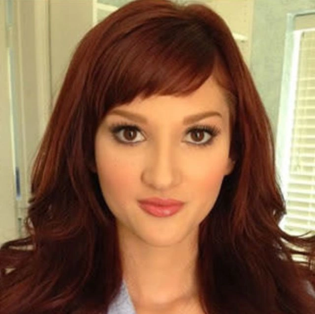 Порнозвізди без макіяжу перед зйомками (30 фото) – фото 12