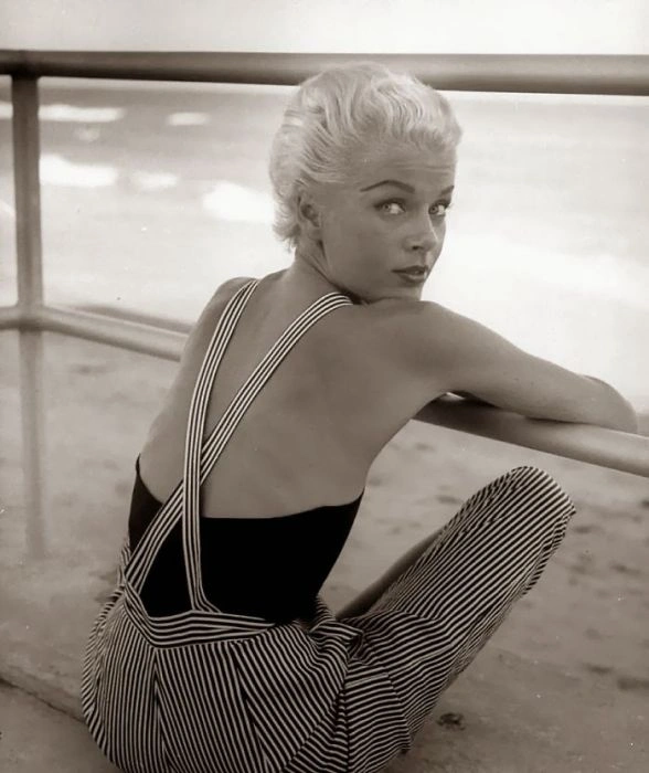 Жінки 40-х і 50-х років на фото Ніни Лін (37 фото) – фото 36