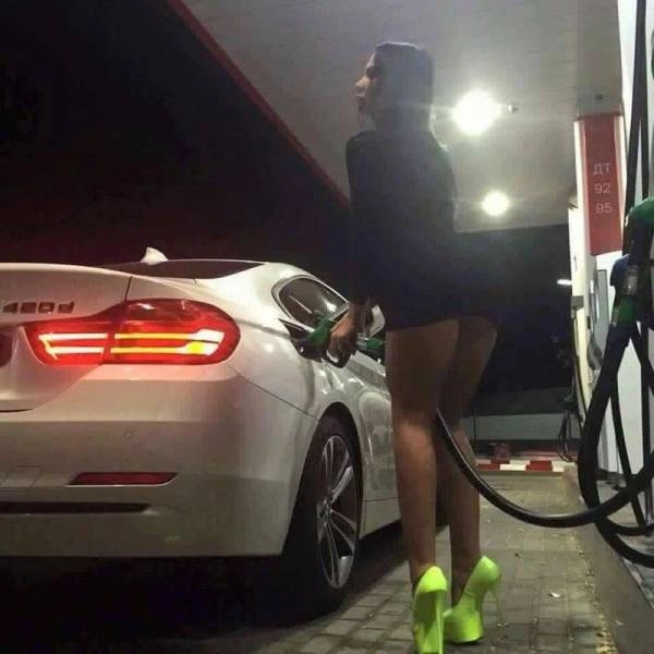 Смішні дівчата. Частина 63 (53 фото) – фото 19