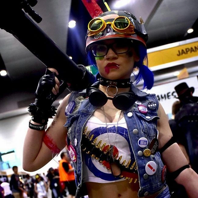 Зірка косплею Люсі Бі почала надавати ескорт-послуги (12 фото) – фото 7