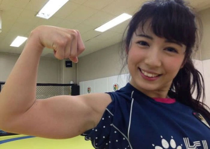 Незвичайна модель з Японії (11 фото) – фото 5