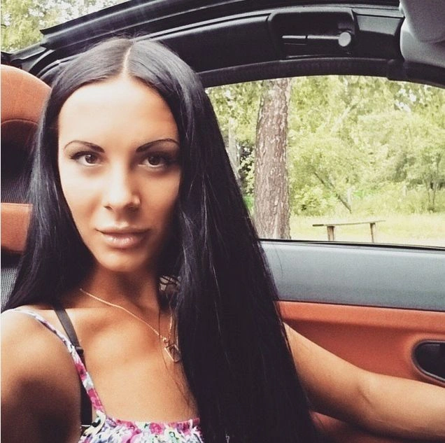 Новою зіркою мережі стала співробітниця патрульної поліції Києва Людмила Мілевич (19 фото) – фото 8