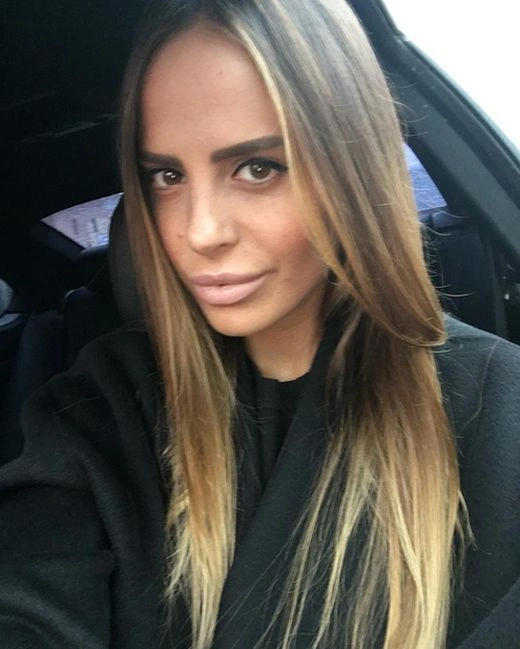 Діджея-госінспектора Елеонору Вербицьку (Елліс Секстон) звільнили через занадто сексуальну поведінку (17 фото) – фото 4