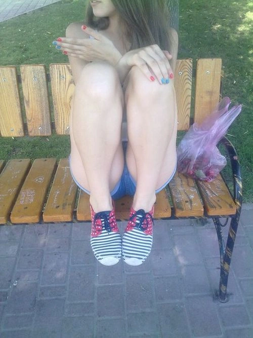 Фото дівчат, які потрапили на сторінки пабліків без їхньої відомості (40 фото) – фото 3