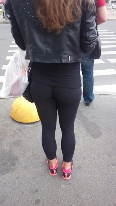 Фото дівчат, які потрапили на сторінки пабліків без їхньої відомості (40 фото) – фото 23