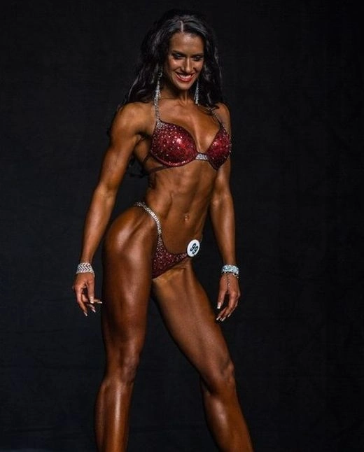 Юлія Детушева стала абсолютною чемпіонкою московського турніру бікіні-фітнес (30 фото) – фото 19