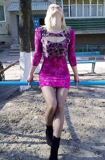 У Молдові живе найсексуальніша суддя (7 фото) – фото 4