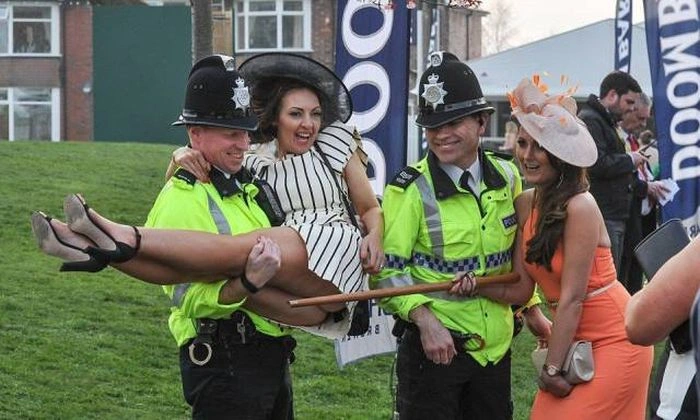 Веселі дівчата. Частина 33 (52 фото) – фото 6