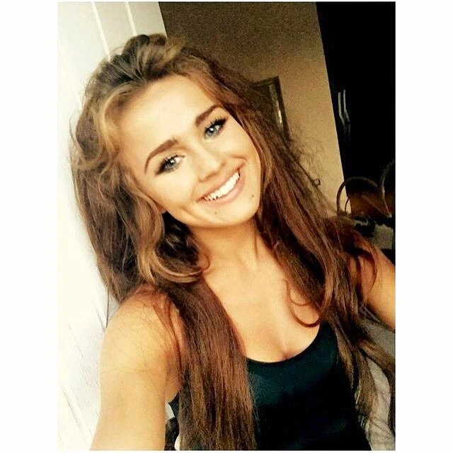 Розі Мак, дублерка Емілії Кларк у еротичних сценах, покинула серіал "Гра престолів" (27 фото) – фото 4