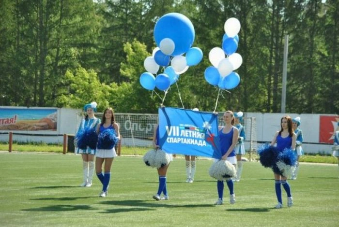 Алтайські чирлідерки влаштували страйк і відмовилися танцювати на матчах хокейного клубу "Алтай" (24 фото) – фото 4