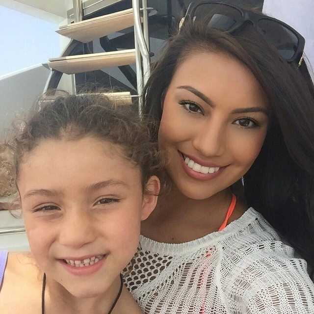 Канадська модель Ешлі Бернем стала переможницею конкурсу "Міс Всесвіт-2015" (16 фото) – фото 3