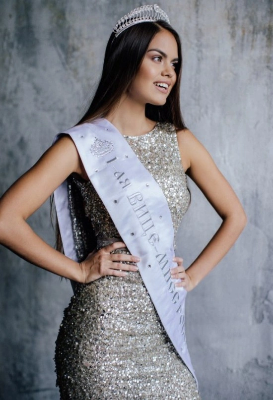 Владислава Євтушенко - представниця Росії на конкурсі "Місс Світ-2015" (12 фото) – фото 12