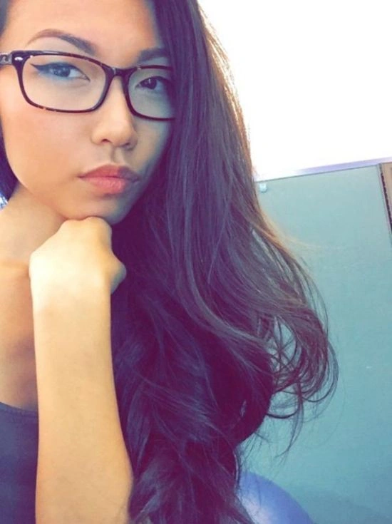 Дівчата, яким було нудно під час робочого часу (47 фото) – фото 24