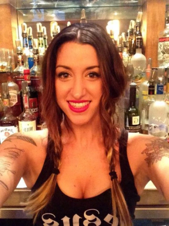 Дівчата, яким було нудно під час робочого часу (47 фото) – фото 28