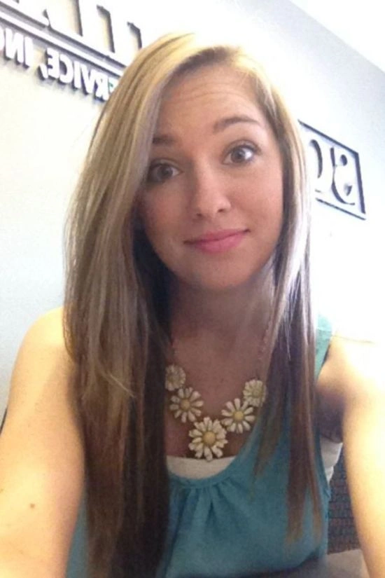 Дівчата, яким було нудно під час робочого часу (47 фото) – фото 34