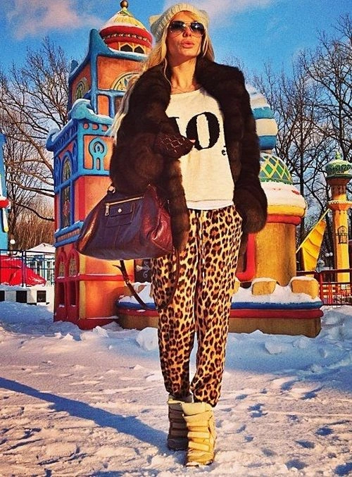 Олена Політуха, дружина голови Дергачівського району Харківської області, публікує в мережі відверті фото (43 фото) – фото 35