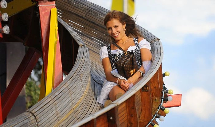 Фотозвіт: дівчата Октоберфесту (71 фото) – фото 9