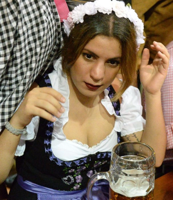 Фотозвіт: дівчата Октоберфесту (71 фото) – фото 18