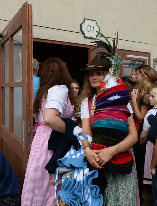 Фотозвіт: дівчата Октоберфесту (71 фото) – фото 19