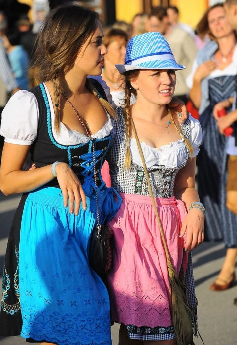 Фотозвіт: дівчата Октоберфесту (71 фото) – фото 48