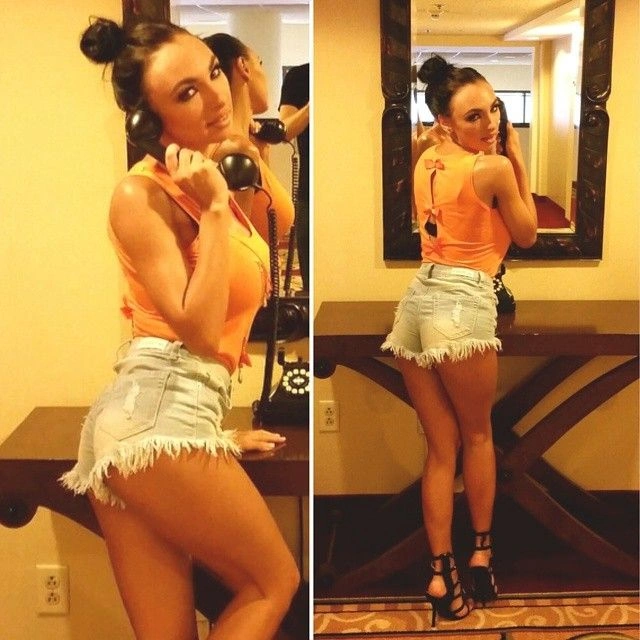 Ірина Іванова - зірка соціальних мереж з великим бюстом (41 фото) – фото 6