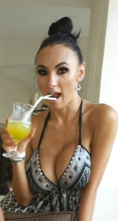 Ірина Іванова - зірка соціальних мереж з великим бюстом (41 фото) – фото 36